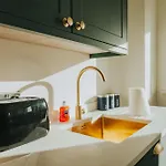 2bed In Centre * Leeds (West Yorkshire)
