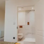 2bed In Centre *