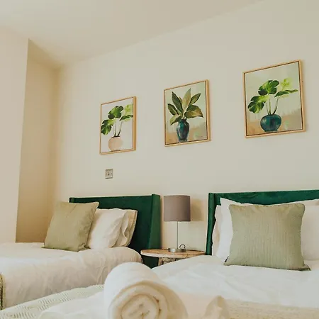 Апартаменти 2bed In Centre Лідс